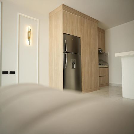 Noea Hotel Pinas Ngoại thất bức ảnh