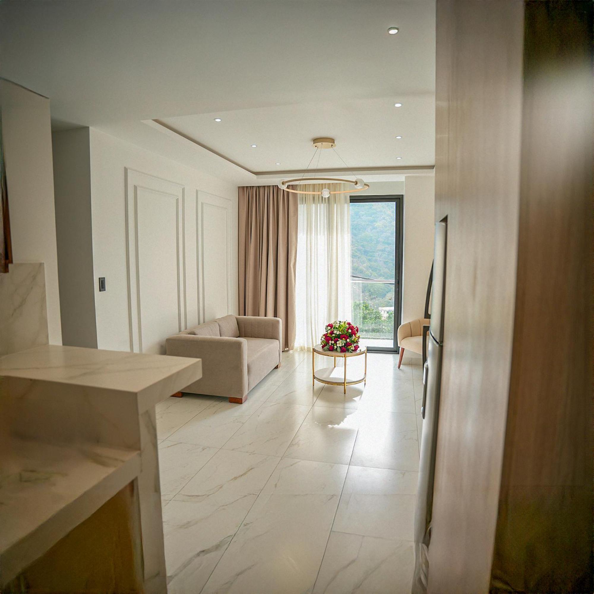 Noea Hotel Pinas Ngoại thất bức ảnh
